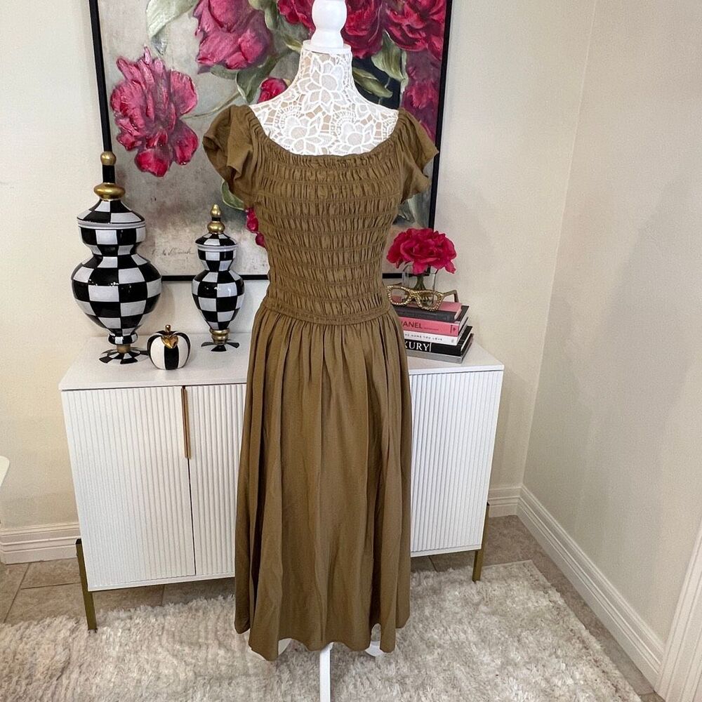 Moon  River Smocked Ruffle Flutter Sleeve Midi Dress Olive Green Medium